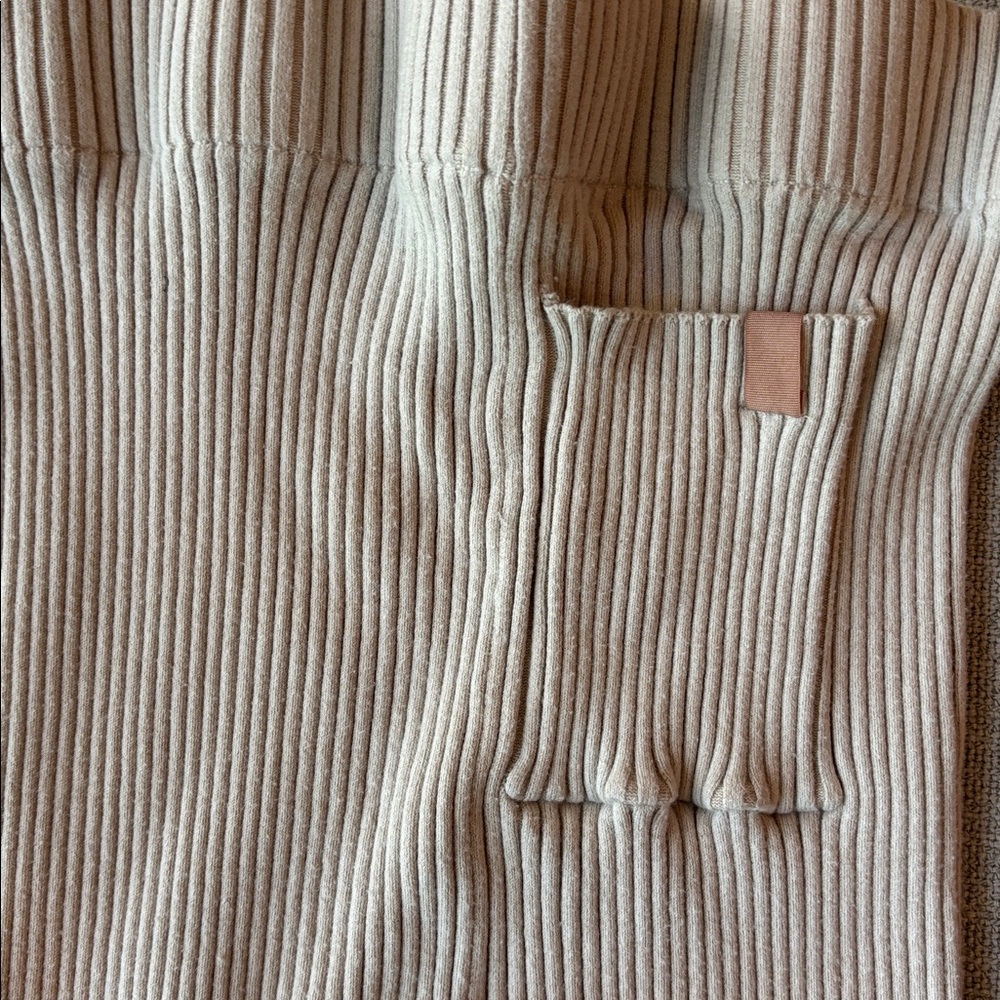 Lunya CottonSilk Ribbed Leggings - Picture 6 of 7